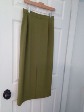 Devonshire Cream Women's Chartreuse Long Pencil Front Slit Skirt Small